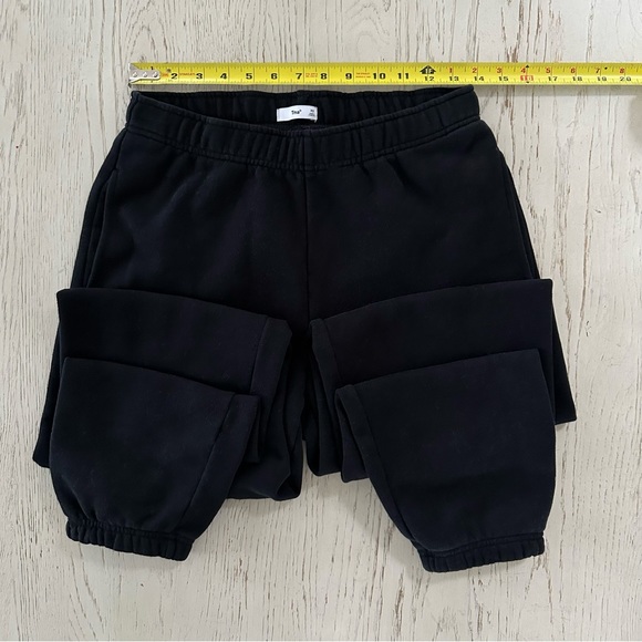 ARITZIA | TNA COZY FLEECE BOYFRIEND BASIC SWEATPANTS SOFT (BLACK) TALL - Picture 9 of 12